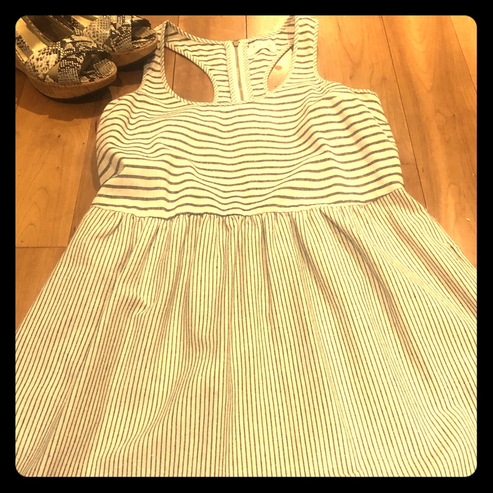 Lou & grey sz 2 fun dress